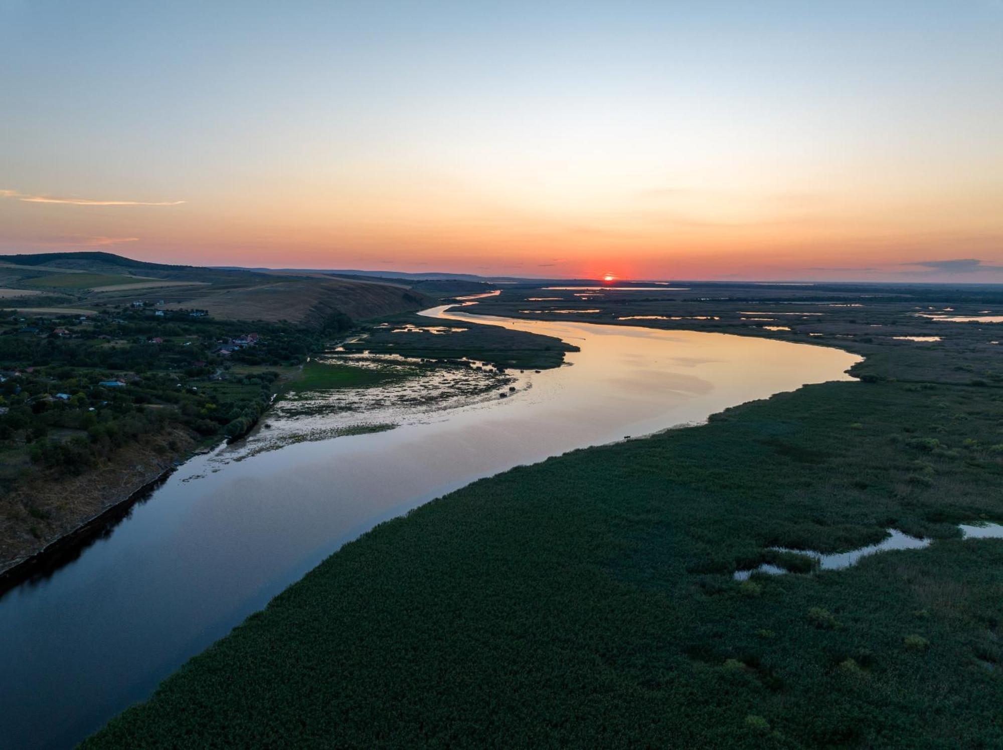 Laguna Nuferilor Habitat Somova Exterior foto