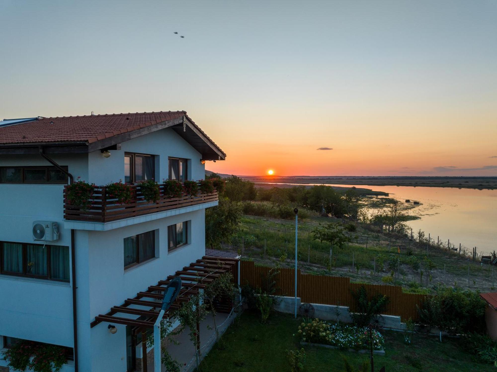 Laguna Nuferilor Habitat Somova Exterior foto