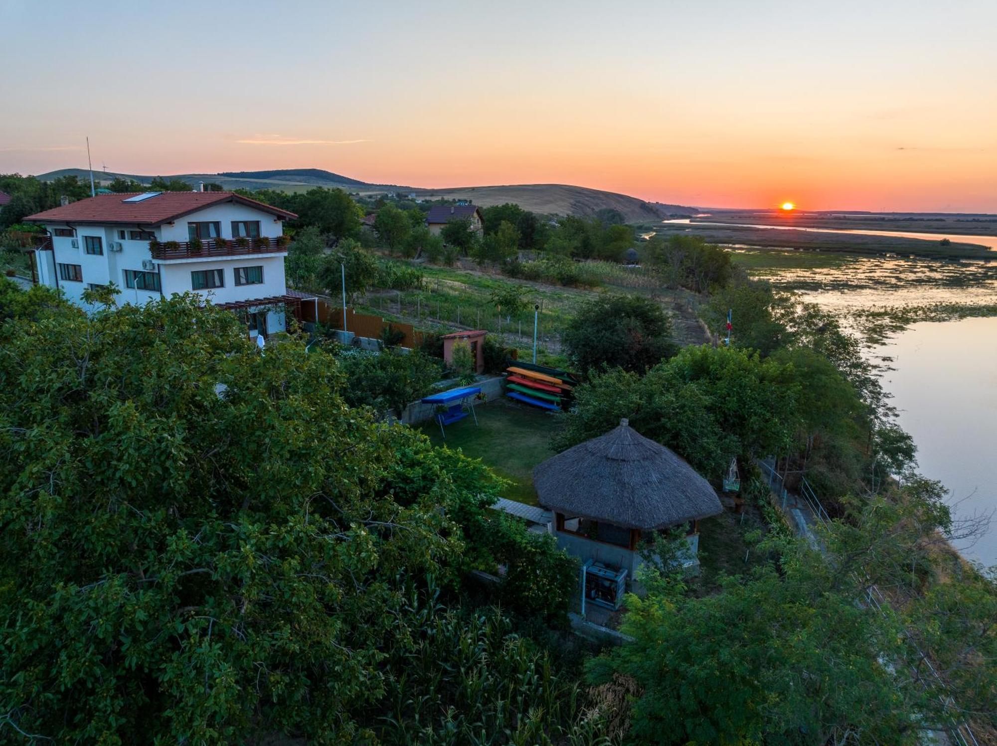 Laguna Nuferilor Habitat Somova Exterior foto